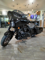 Harley-Davidson STREET GLIDE ST Black