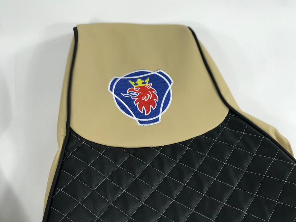 Чехлы Премиум стеганные кожаные SCANIA R/P/G 2004-2014 г. S21
