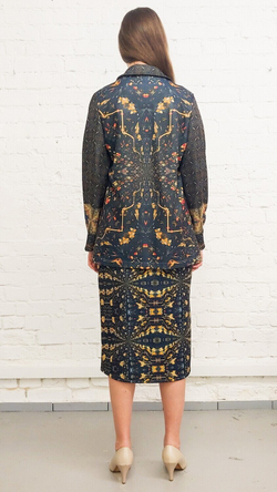 Комплект (платье и жакет) "Кормление птиц"