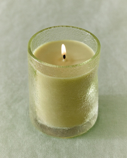 Zara Home Свеча ароматическая Vetiver Melon 155 г, растительный воск, аромат древесный, Коричневый