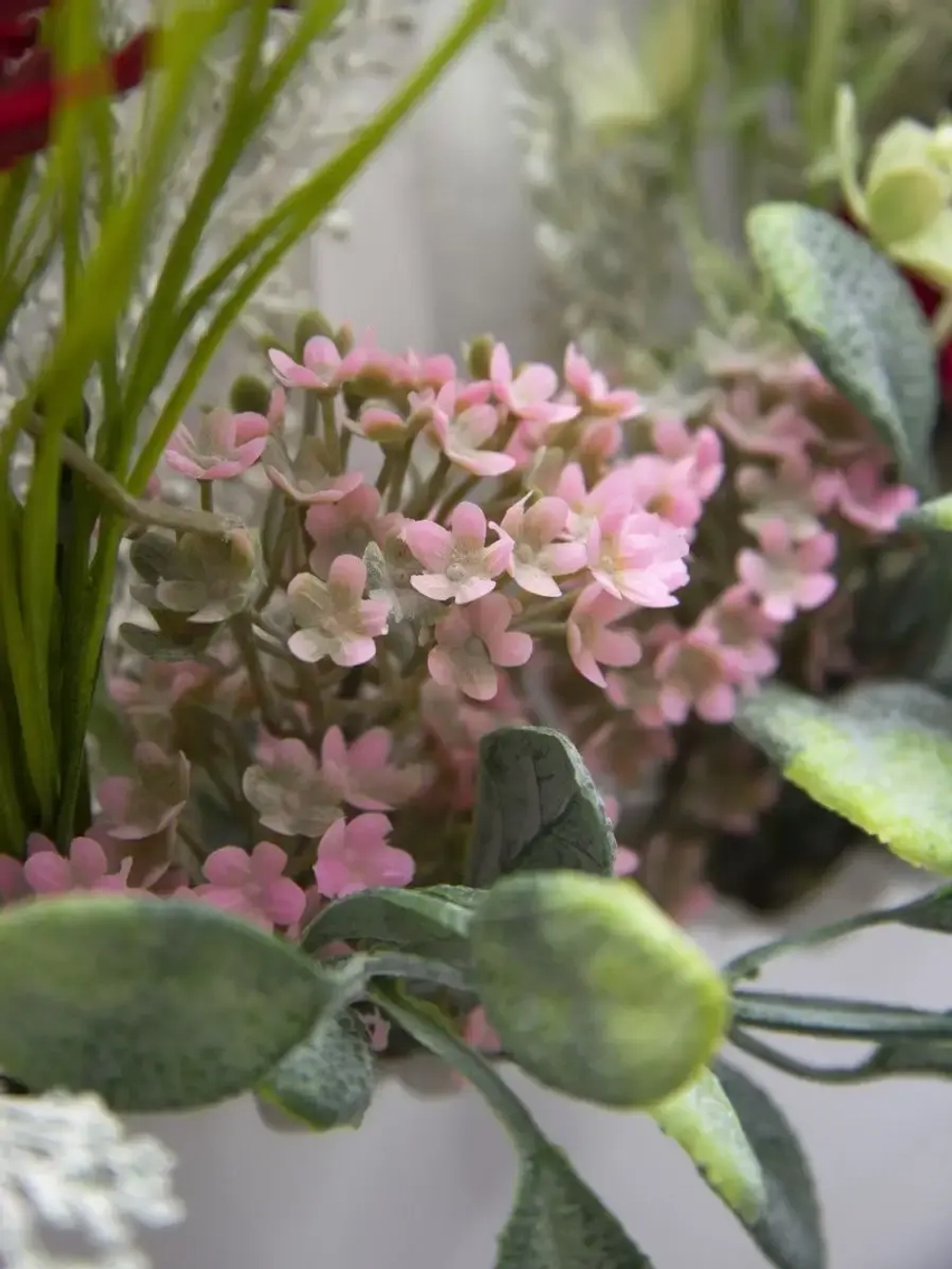 Панно на стену для интерьера "Окно с цветами"