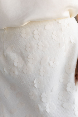 Юбка из твида миди молочная с цветами