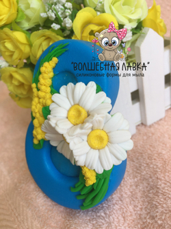 Силиконовая форма 8 с ромашками