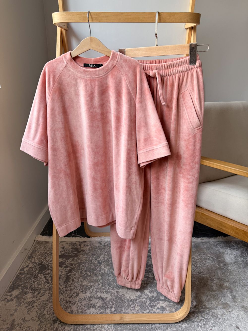 Бархатный костюм Vea La Vie, 146