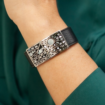 Браслет Fiore Luna на кожаном черном ремешке CB00952-10 BW