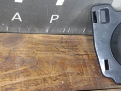 Крышка радарного датчика левая Audi A4 (B9), A5 (F5)  Б/У Оригинал 8W0807819