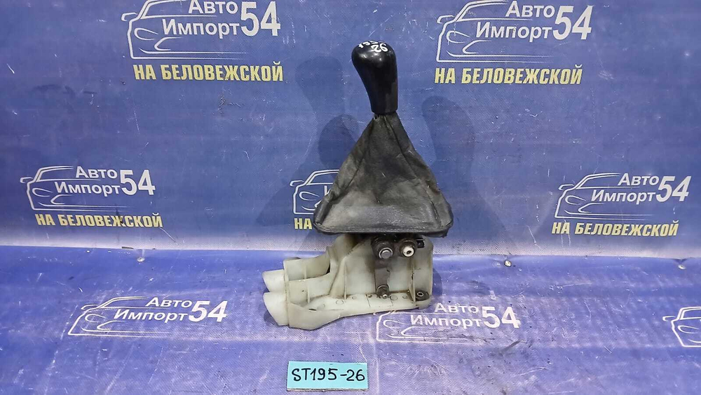 Селектор МКПП TOYOTA CARINA 1993