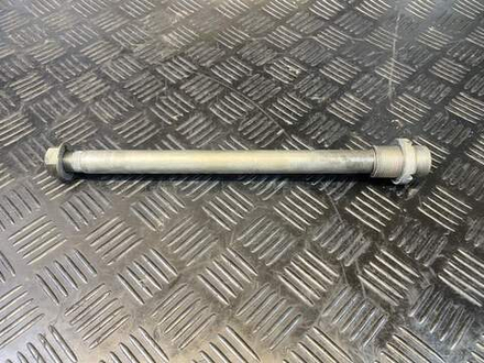 Ось маятника Suzuki GSR400 (GK7DA)