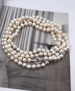 Нить 160 см белого жемчуга Swarovski диаметром 1 см с серебряной застежкой из цирконов