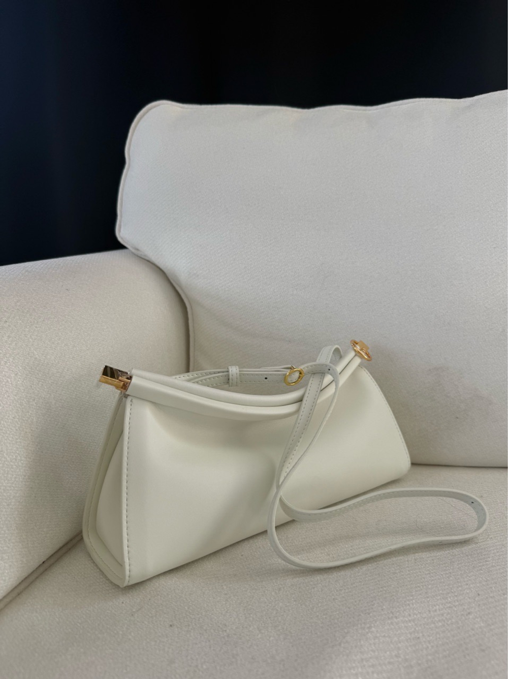 Сумка багет MISSU