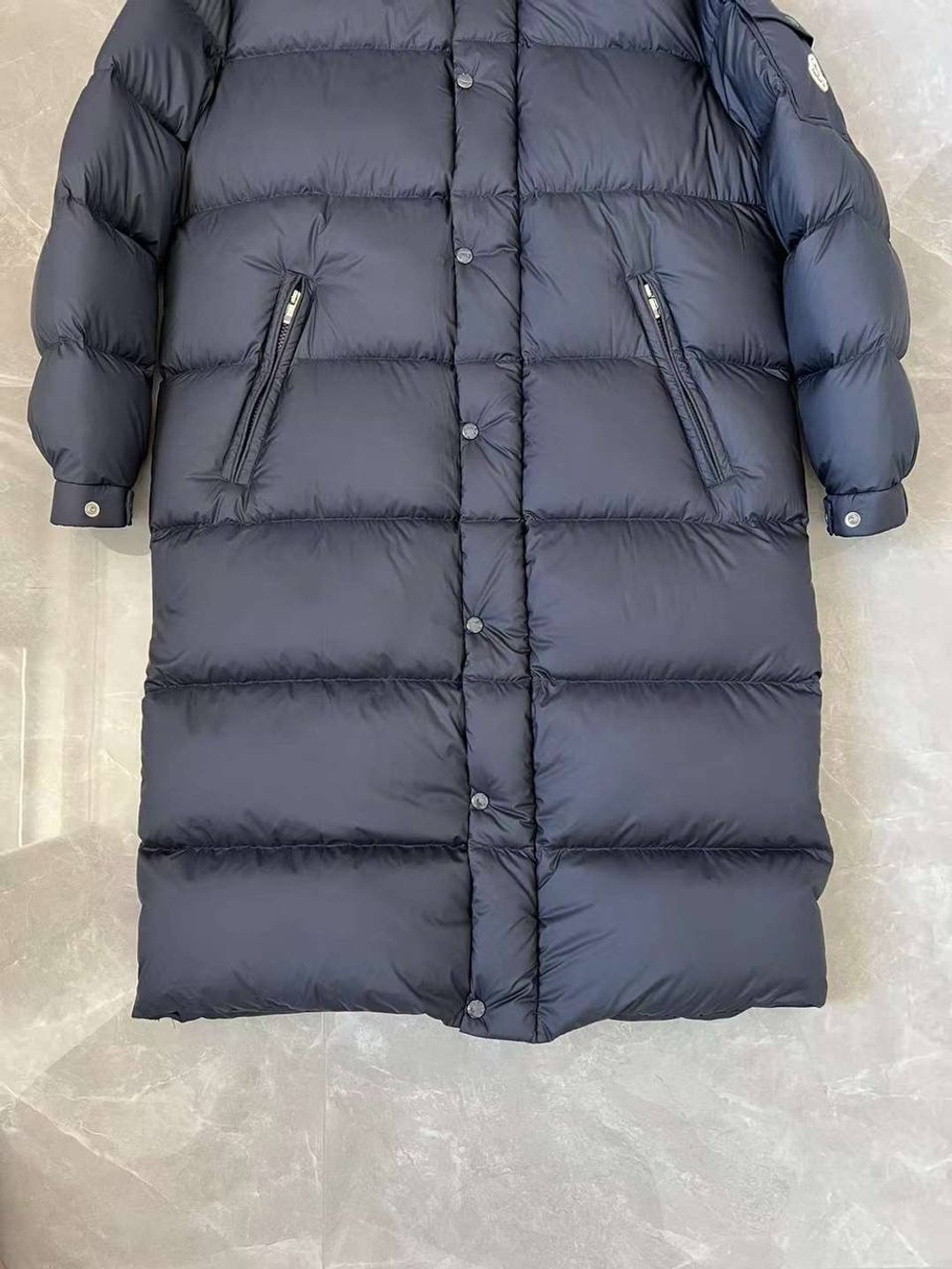 Пуховик Moncler