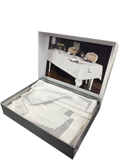 Скатерть в наборе DIAMONDS белый Maison dor (Турция)