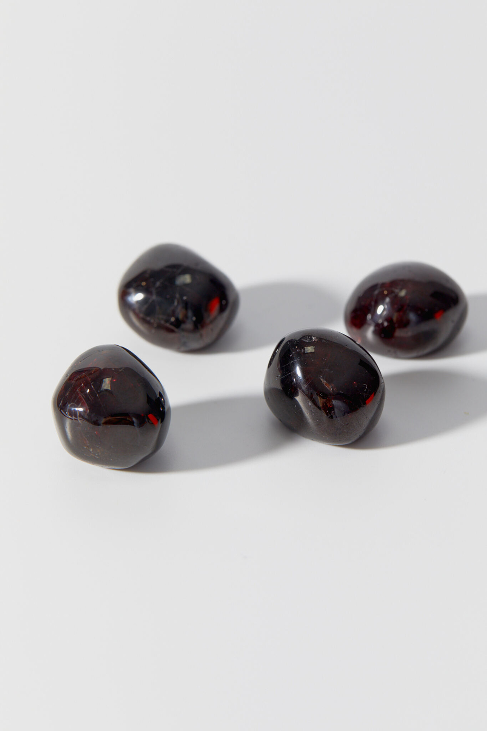 Гранат шлифованный