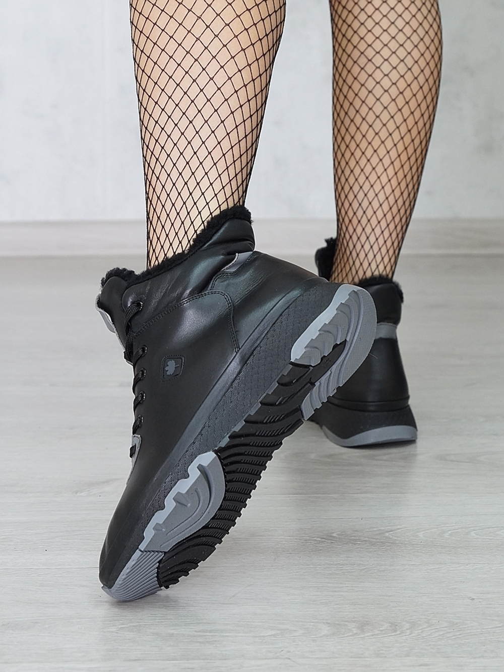 Ботинки женские MARCO MAGITNI 028-14010\415