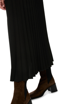 Платье из полиэстера