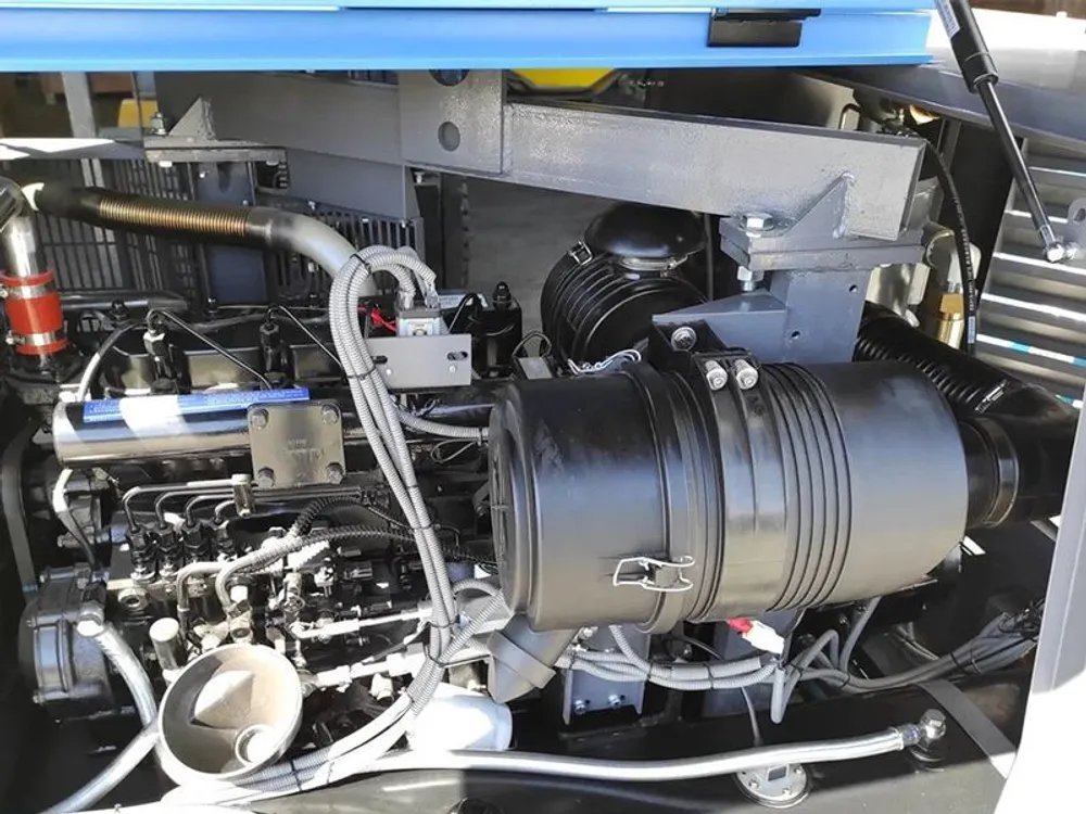 Дизельный винтовой компрессор Borey 55-7F Crossair на шасси