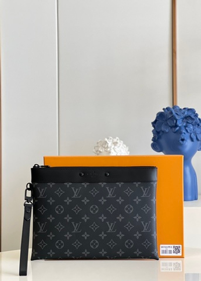 Louis Vuitton Pochette To-Go