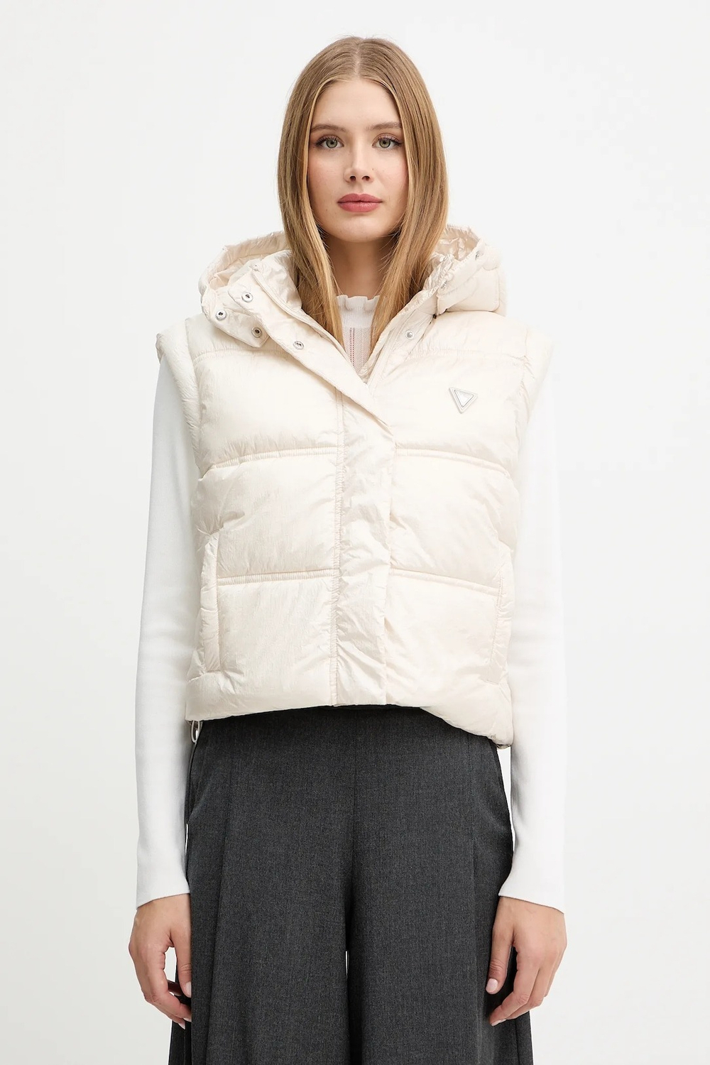 Жилет утепленный женский GUESS