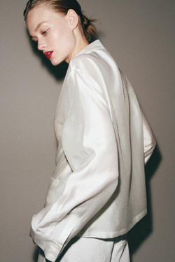 ZARA АТЛАСНАЯ РУБАШКА С ЗАСТЕЖКОЙ НА ПЕТЛИ ZW COLLECTION, БЕЛЫЙ