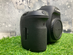 Canon EOS 5D Mark IV (17.500 кадров)