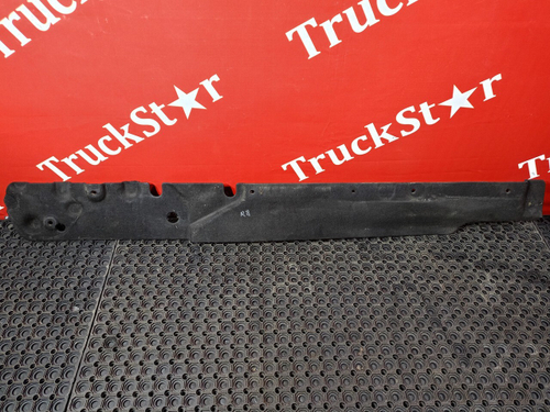 Шумоизоляция двигателя правая