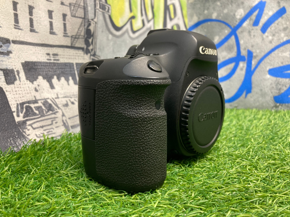 Canon EOS 6D 24.600 кадров