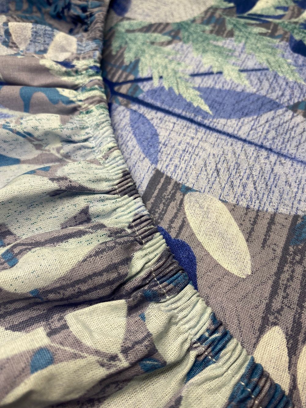 Простынь на резинке перкаль Сказка "Аура" 90x200 см