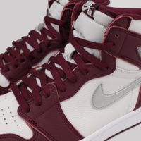  Кроссовки Jordan 1 Retro High OG Bordeaux артикул:555088-611 - купить в магазине Дайс