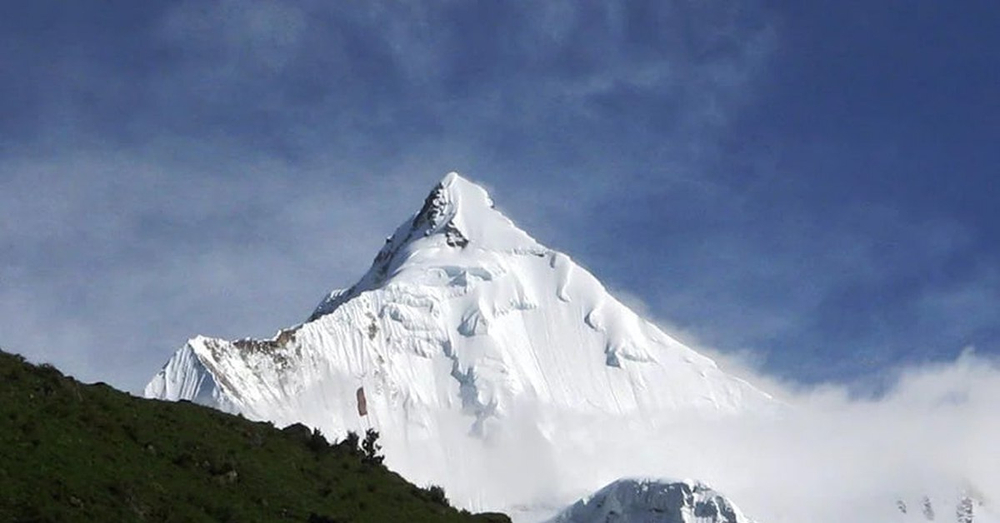 Непокоренные вершины мира. Гора Канкар-Пунсум.