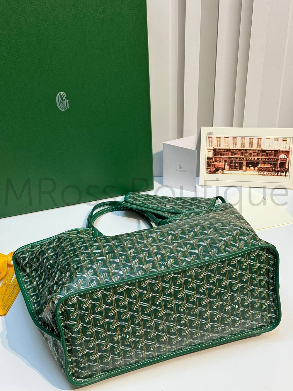 Зеленая двухсторонняя сумка шоппер Anjou GM Maison Goyard