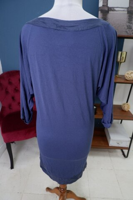 Платье We свободное 42 размер