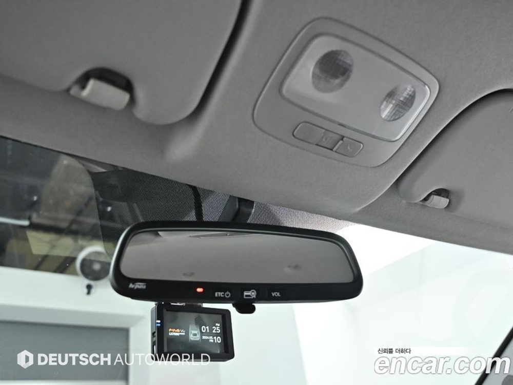 Hyundai The New Grand Starex Van 3-х местный (09.2019)