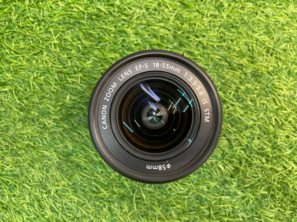 Canon 650D kit 18-55mm IS STM 37.000 кадров