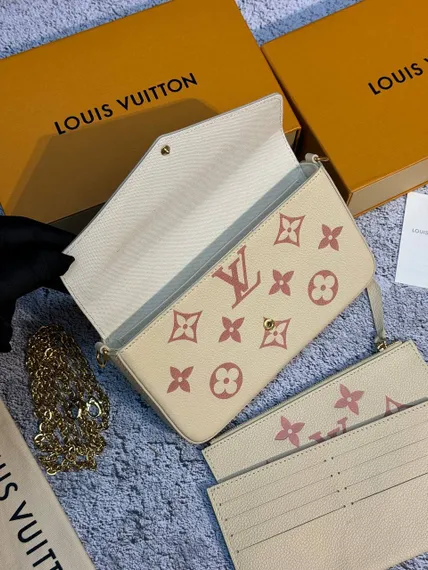 Клатч Louis Vuitton Felicie кремовый/розовый