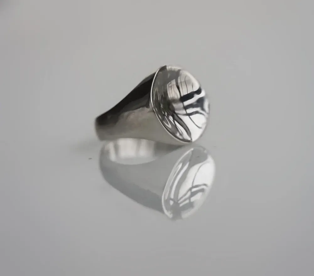 Кольцо Печатка круглая