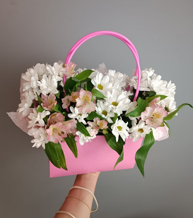 Композиция "Мягкость облаков"