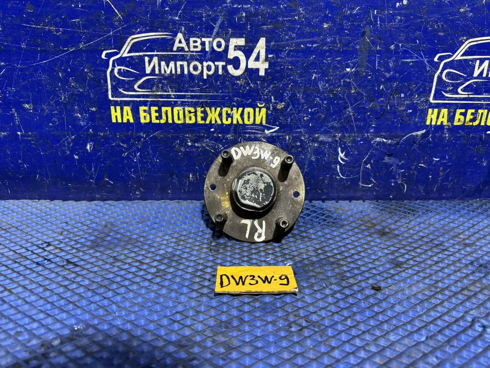 Ступица задняя левая MAZDA DEMIO 2000