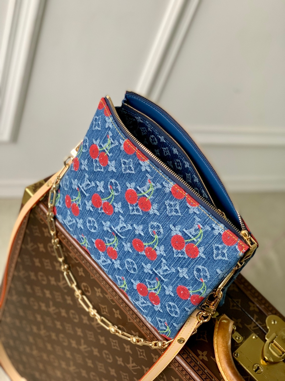 Louis Vuitton Coussin PM