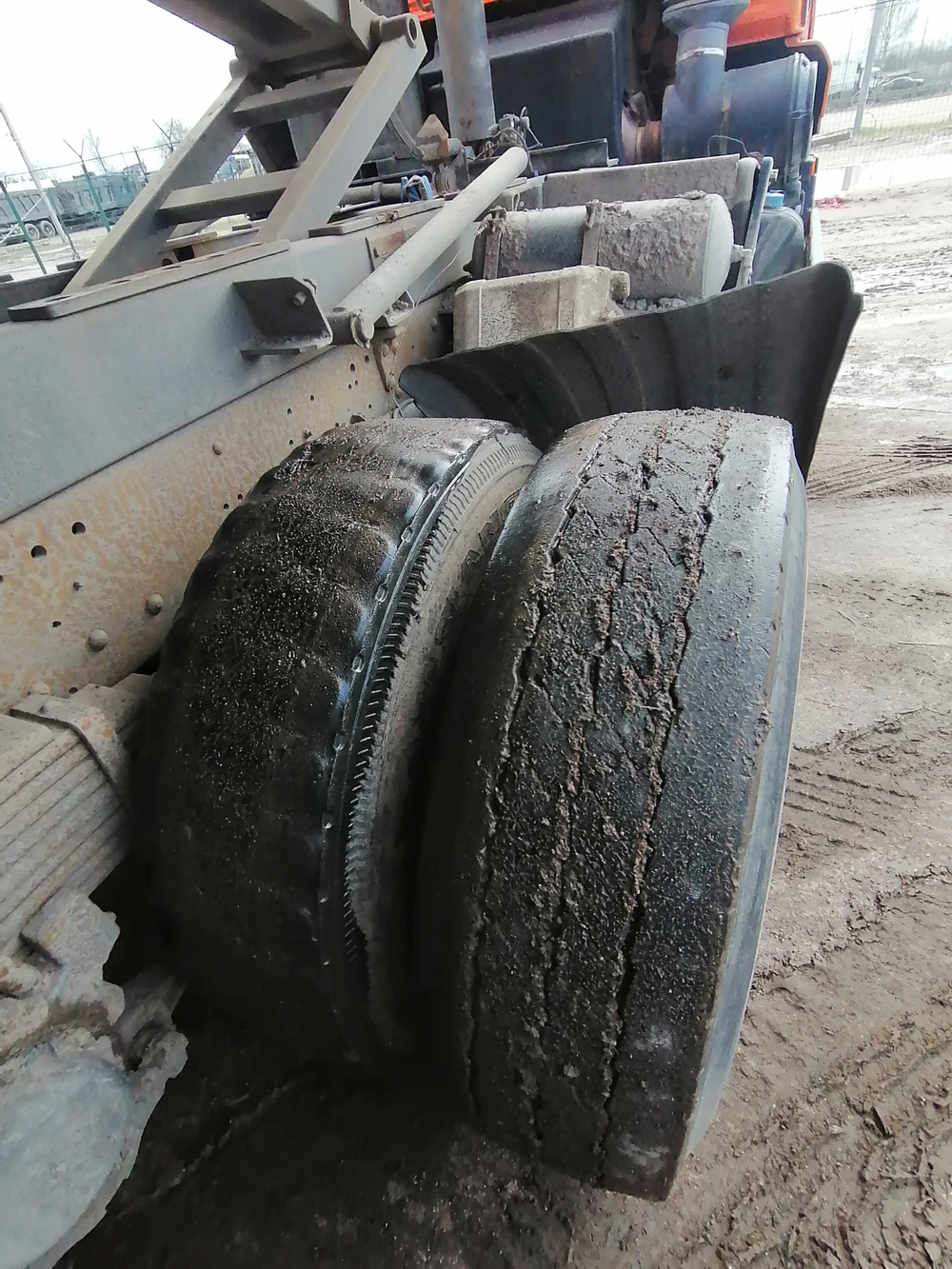 КамАЗ 6520 6x4 Самосвал 6520-3026041-53 (Дизельный, 11,8 л, 400 л.с., МТ)