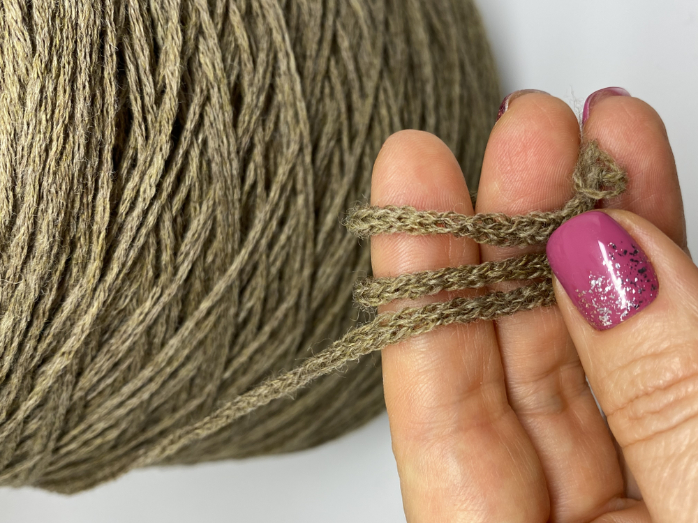 Пряжа для вязания на бобине (Италия) 100% шерсть мериноса 100г-180м 950г