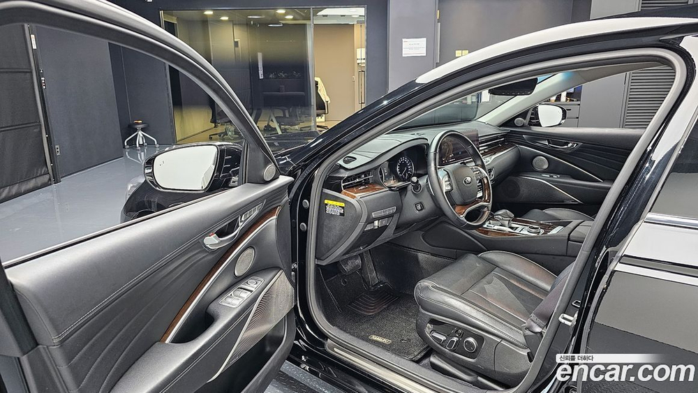 Kia The K9 (Quoris/K900) 3.8 GDI AWD (09.2020)