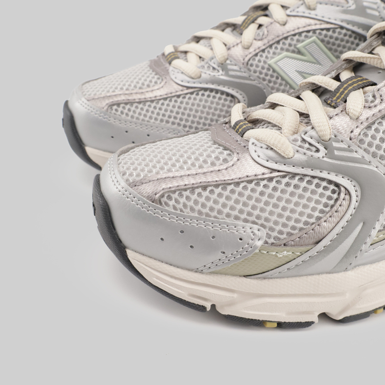 Кроссовки New Balance MR530KMW артикул:MR530KMW - купить в магазине Дайс