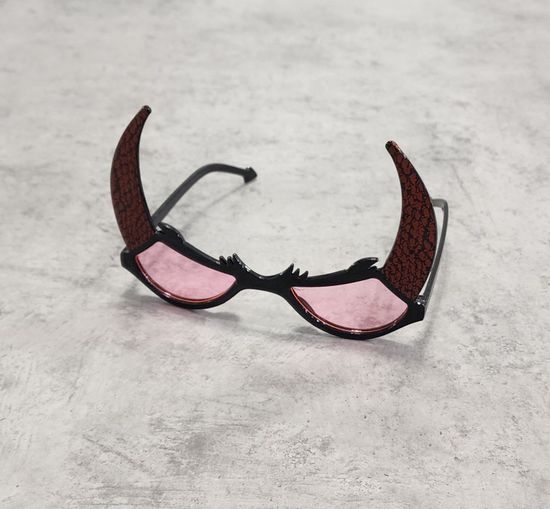 Очки Черт жёлтые с зелёным