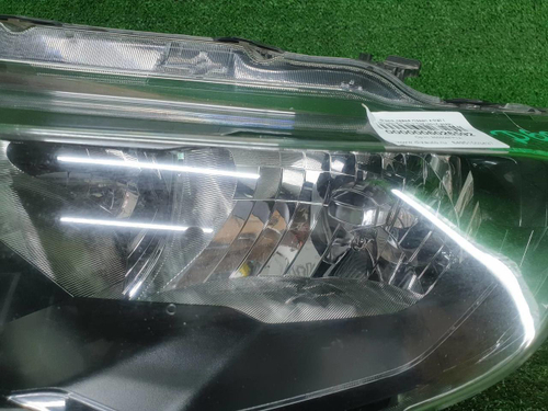 Битая Фара левая Nissan X-Trail T32 (2017-2022) галоген