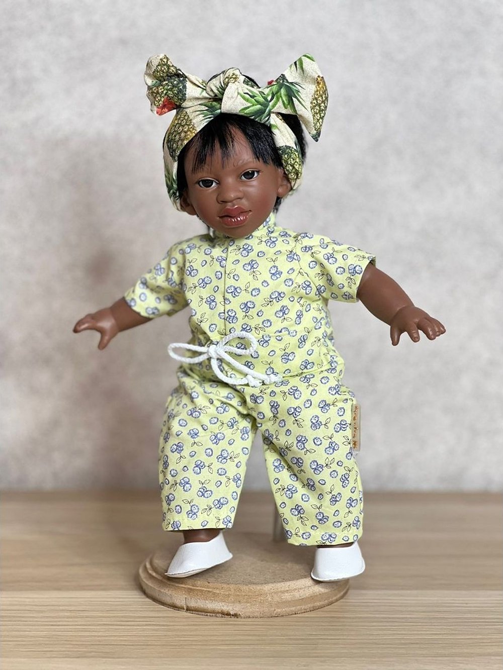 Кукла LAMAGIK мягконабивная  28см Gestito (10007)