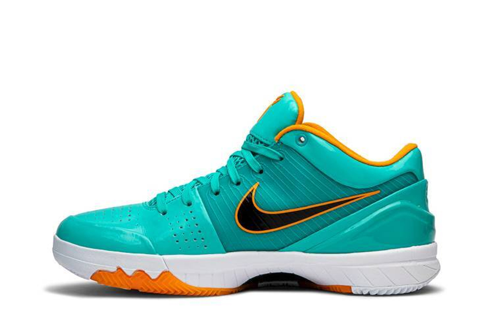 Кроссовки Undefeated X Nike Zoom Kobe 4 Protro Spurs