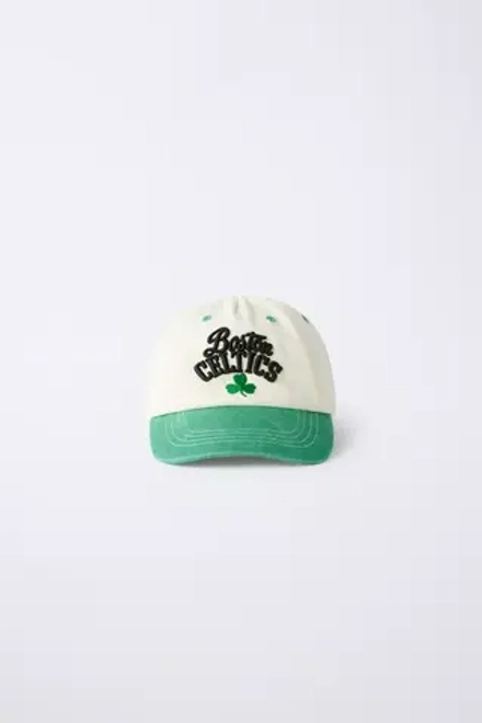 ZARA КЕПКА С НАШИВКАМИ NBA ©, ЗЕЛЕНЫЙ