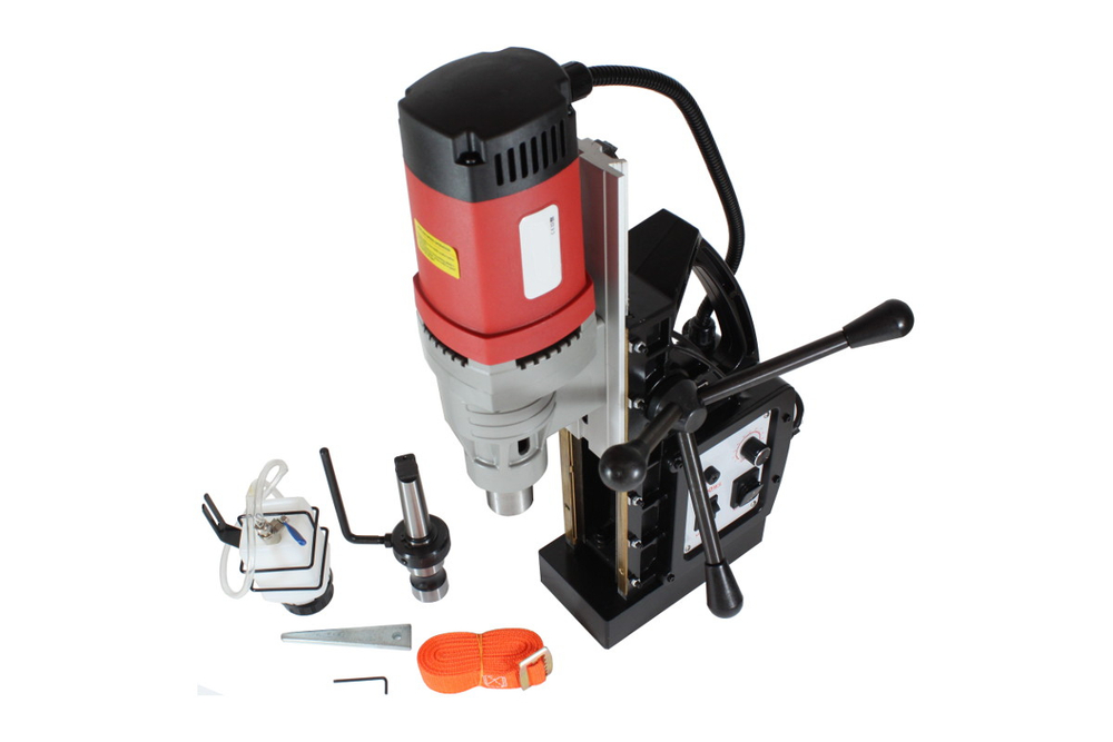 Магнитный сверлильный станок AT-9000E-Mr с подвижным магнитным основанием AktiTool