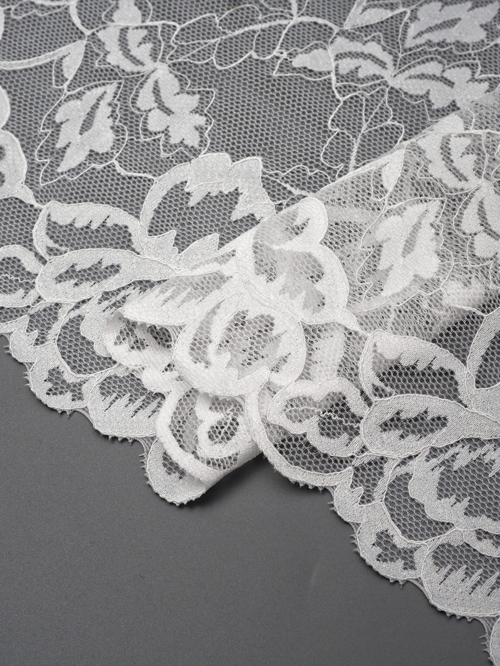 Эластичное кружево цвет теплый белый ширина 21 см