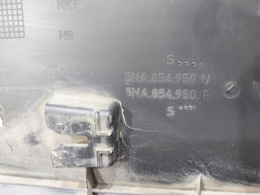 Накладка двери задней правой Volkswagen Tiguan 2 16-нв Б/У Оригинал 5NA854950P